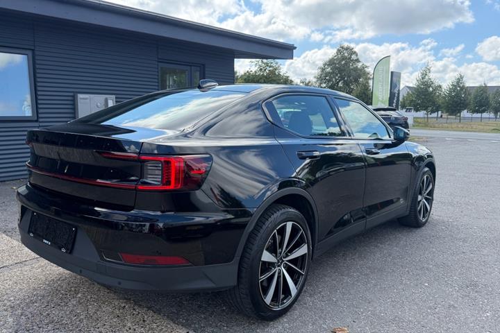 Sort Polestar 2 fra 2022