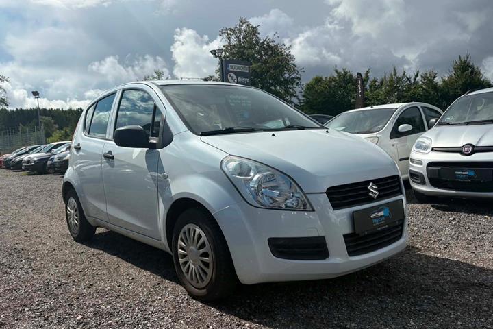 Hvid Suzuki Splash fra 2010