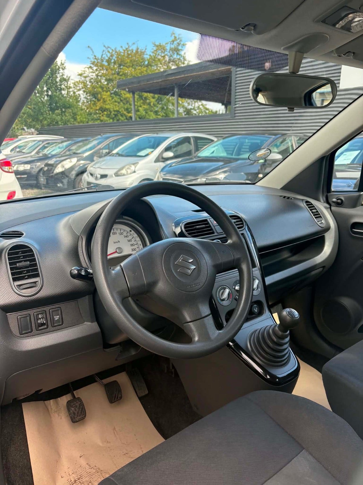 Hvid Suzuki Splash fra 2010