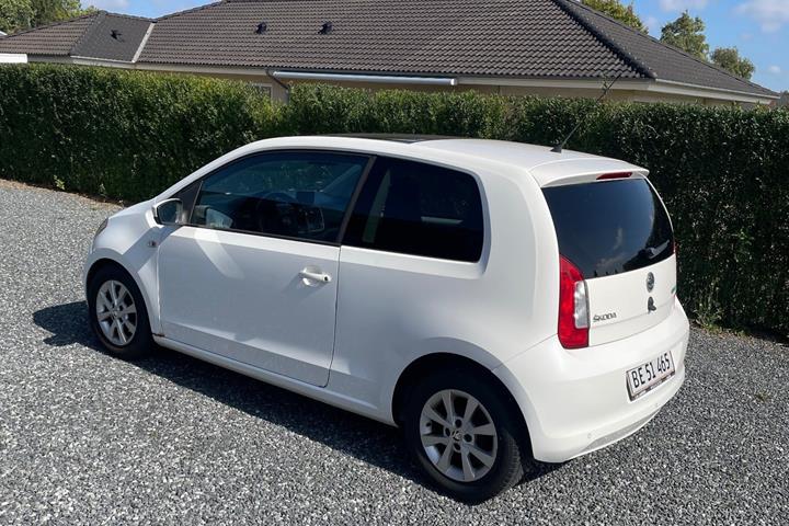 Hvid Skoda Citigo fra 2013