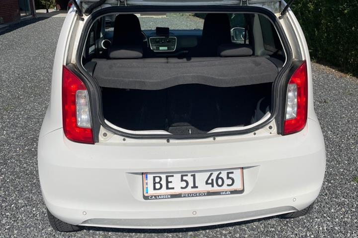 Hvid Skoda Citigo fra 2013