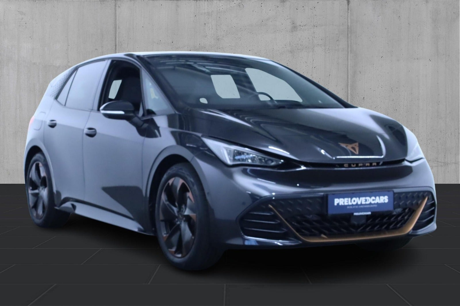 Grå Cupra Born fra 2024