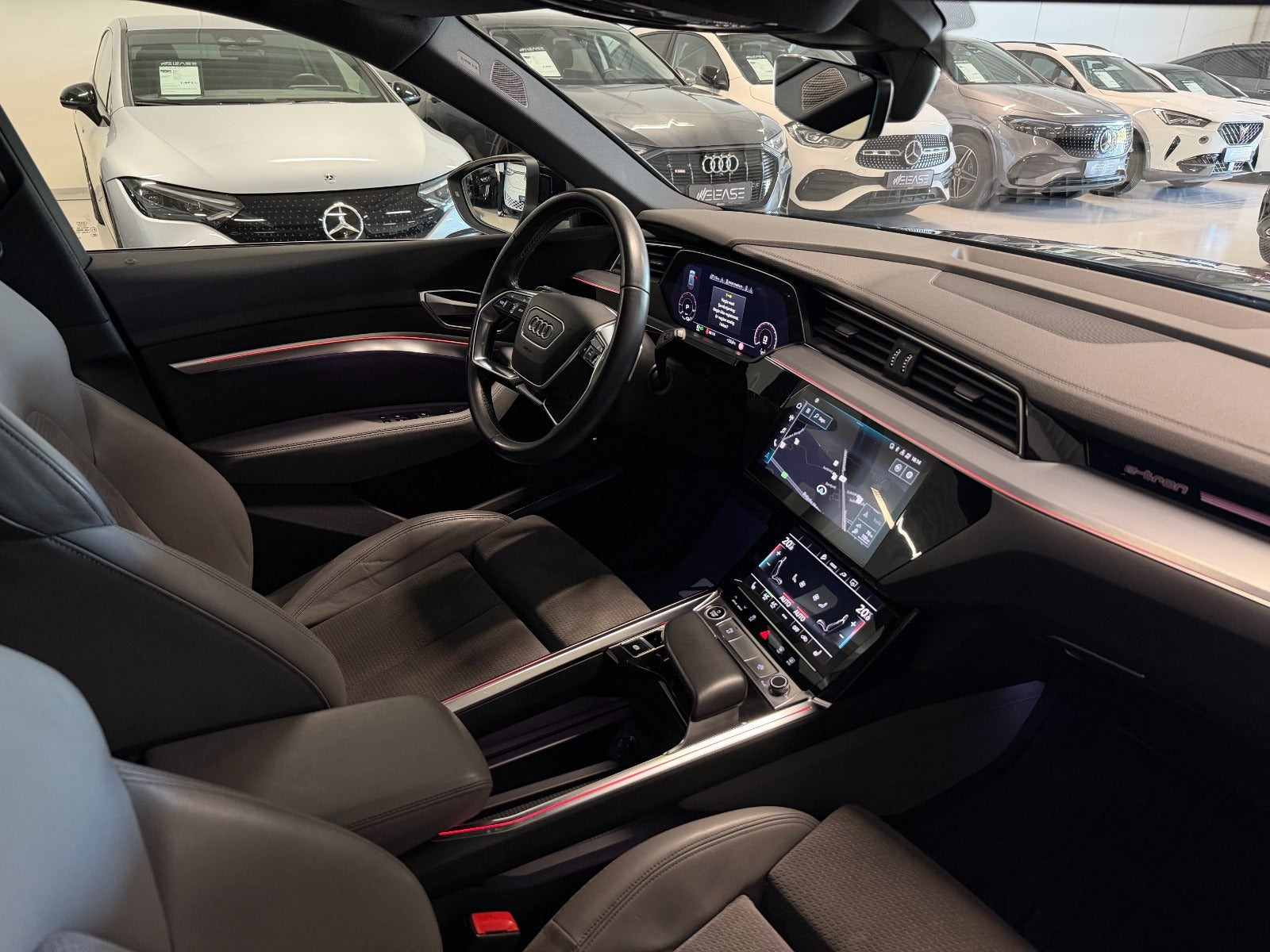 Sort Audi e-tron fra 2021
