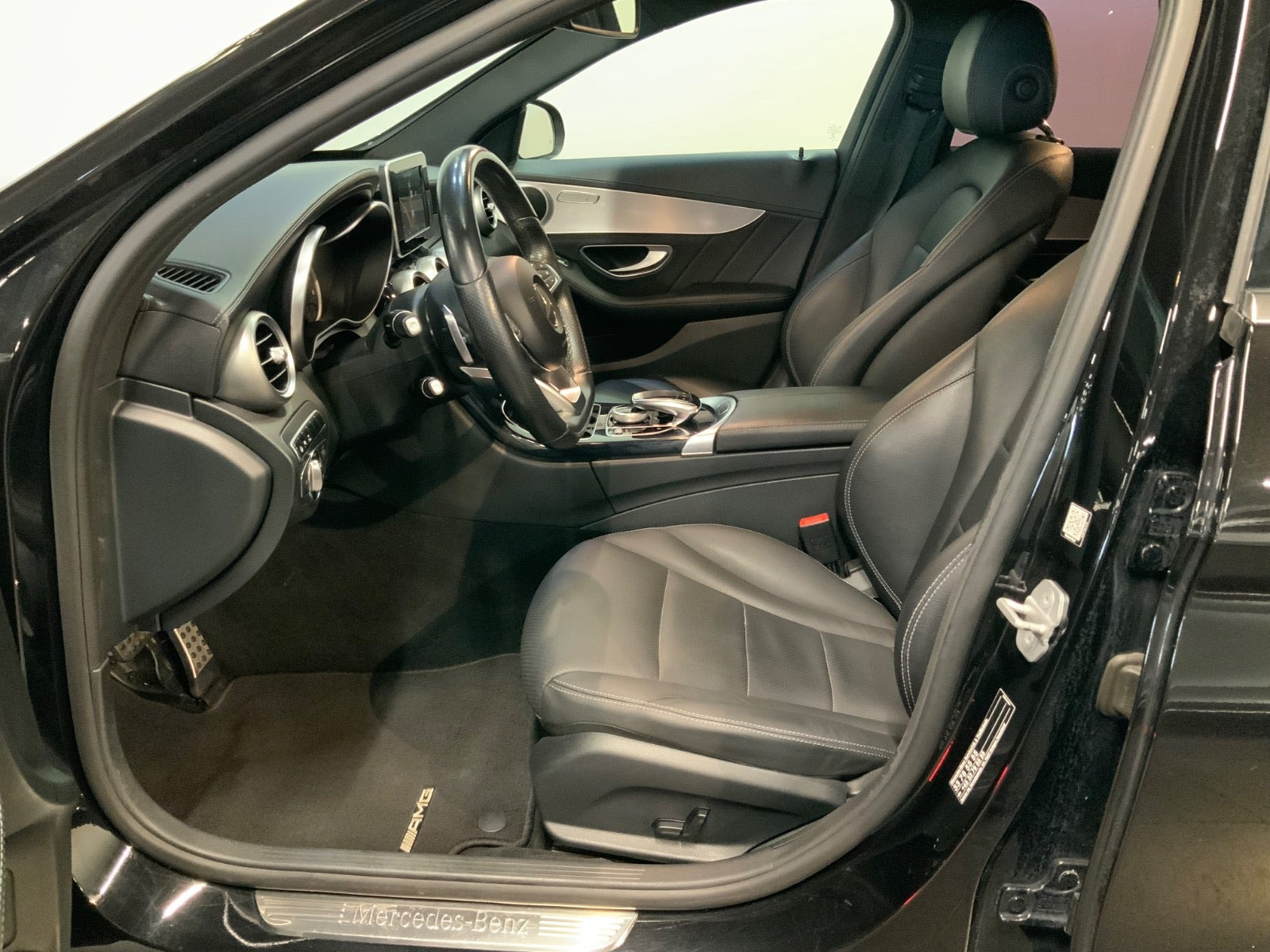 Sort Mercedes C400 fra 2015