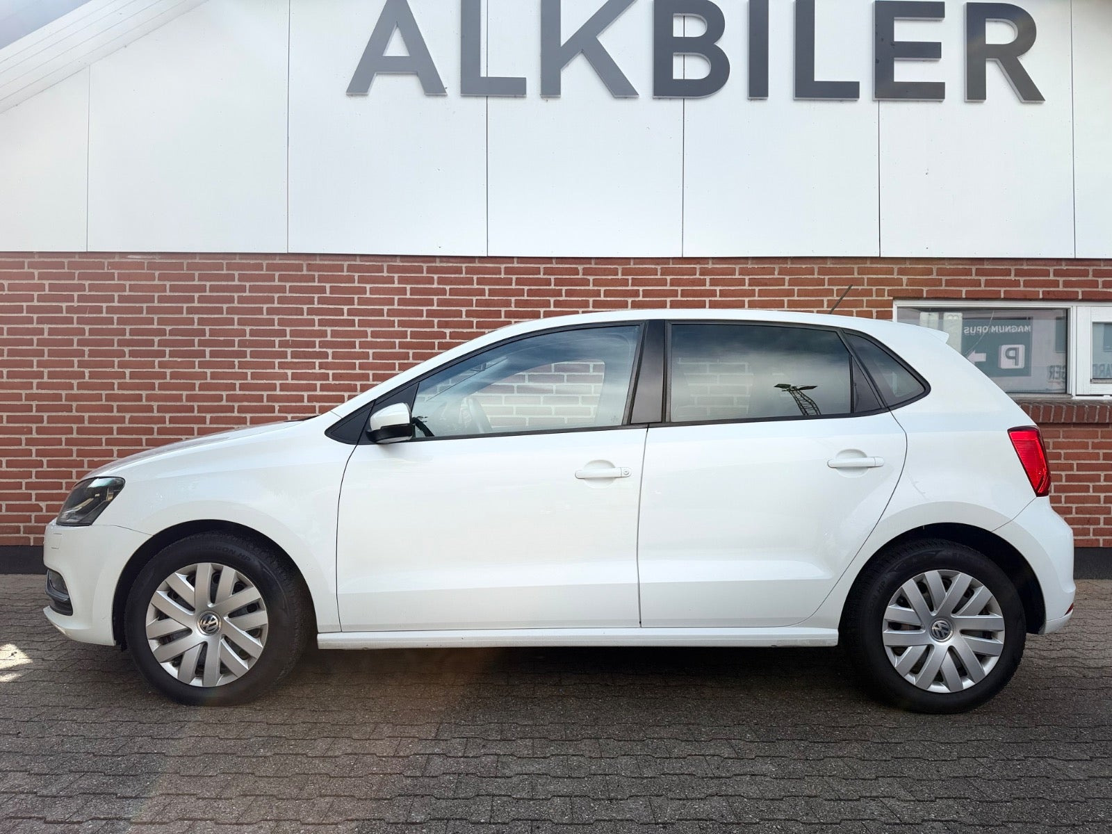 Hvid VW Polo fra 2015