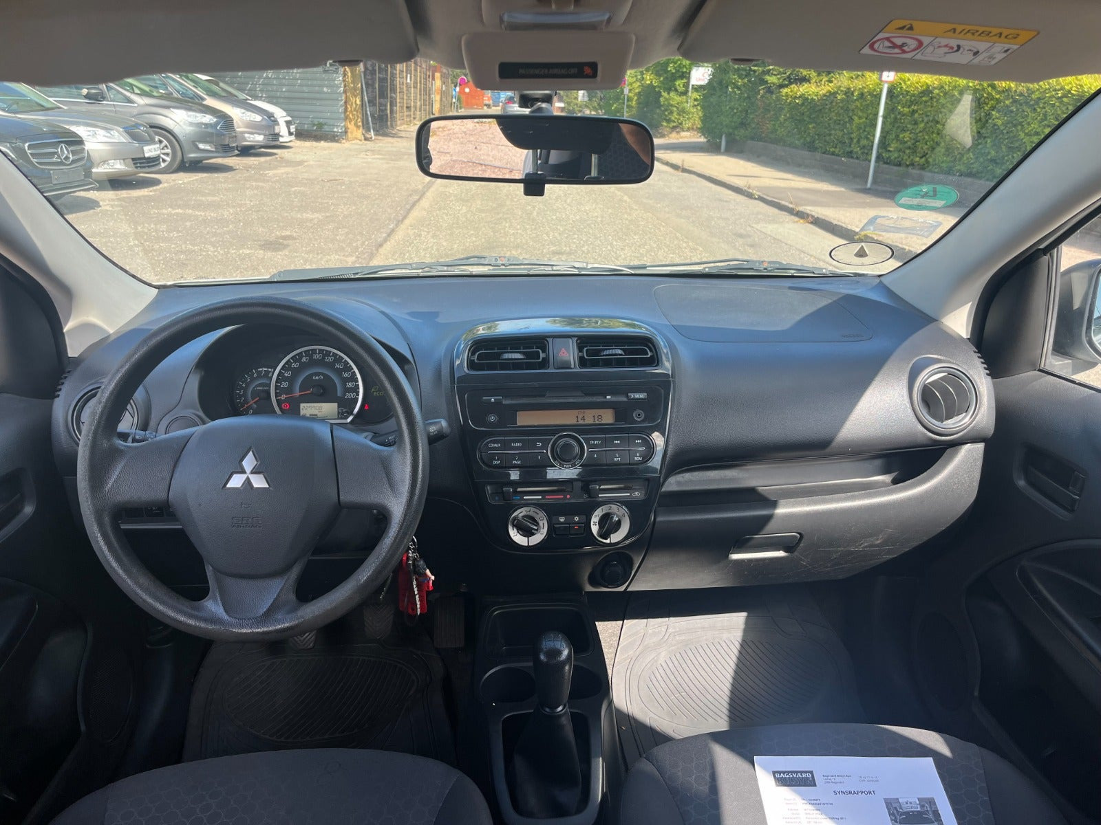 Hvid Mitsubishi Space Star fra 2015