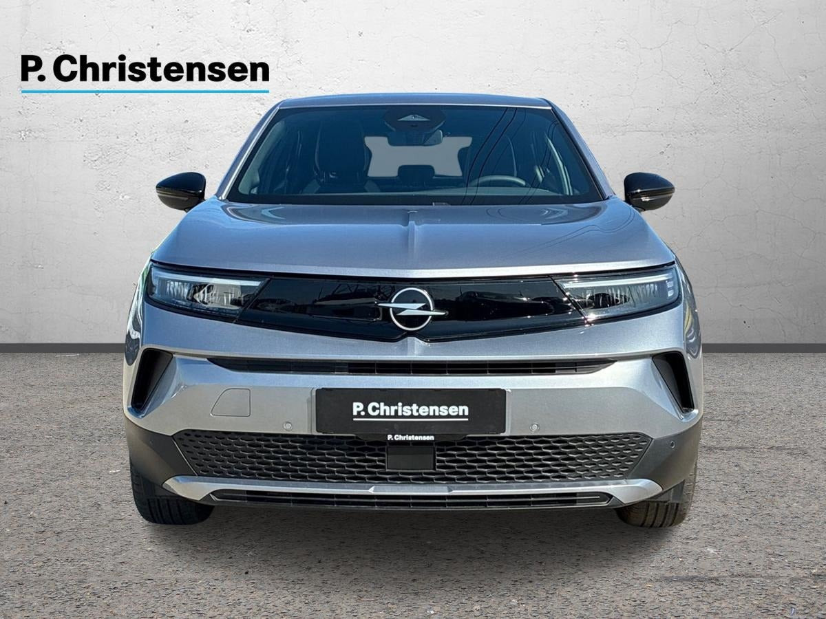 Sølv Opel Mokka-e fra 2025