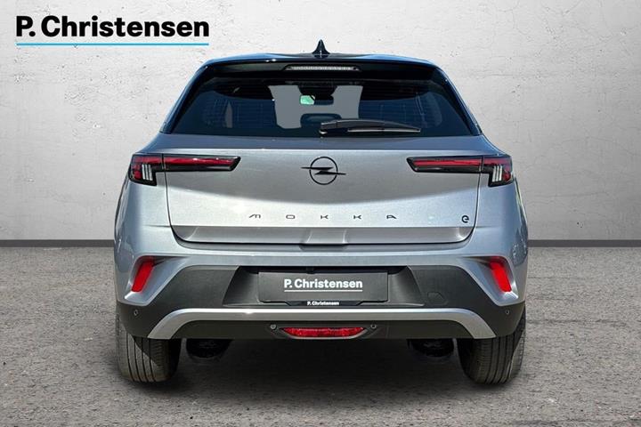 Sølv Opel Mokka-e fra 2025