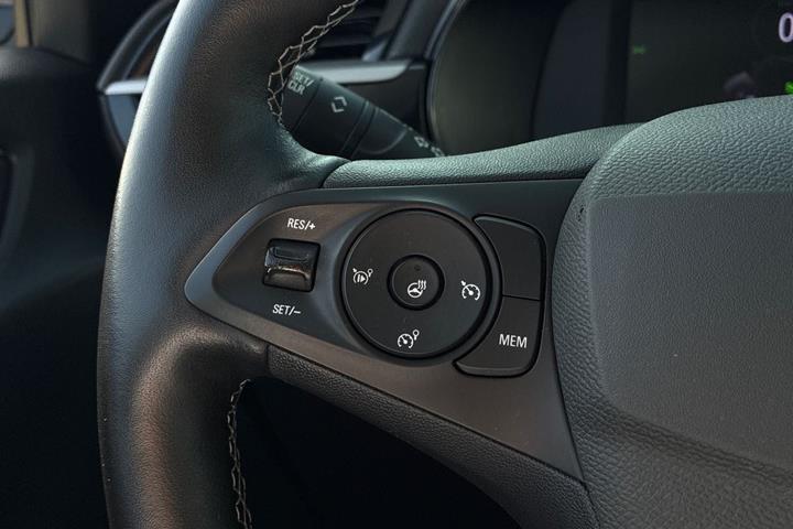 Sort Opel Corsa-e fra 2023