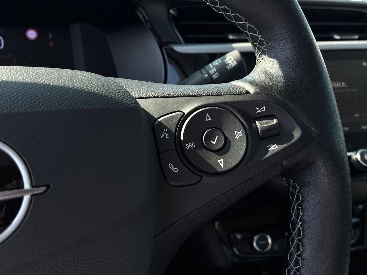 Sort Opel Corsa-e fra 2023