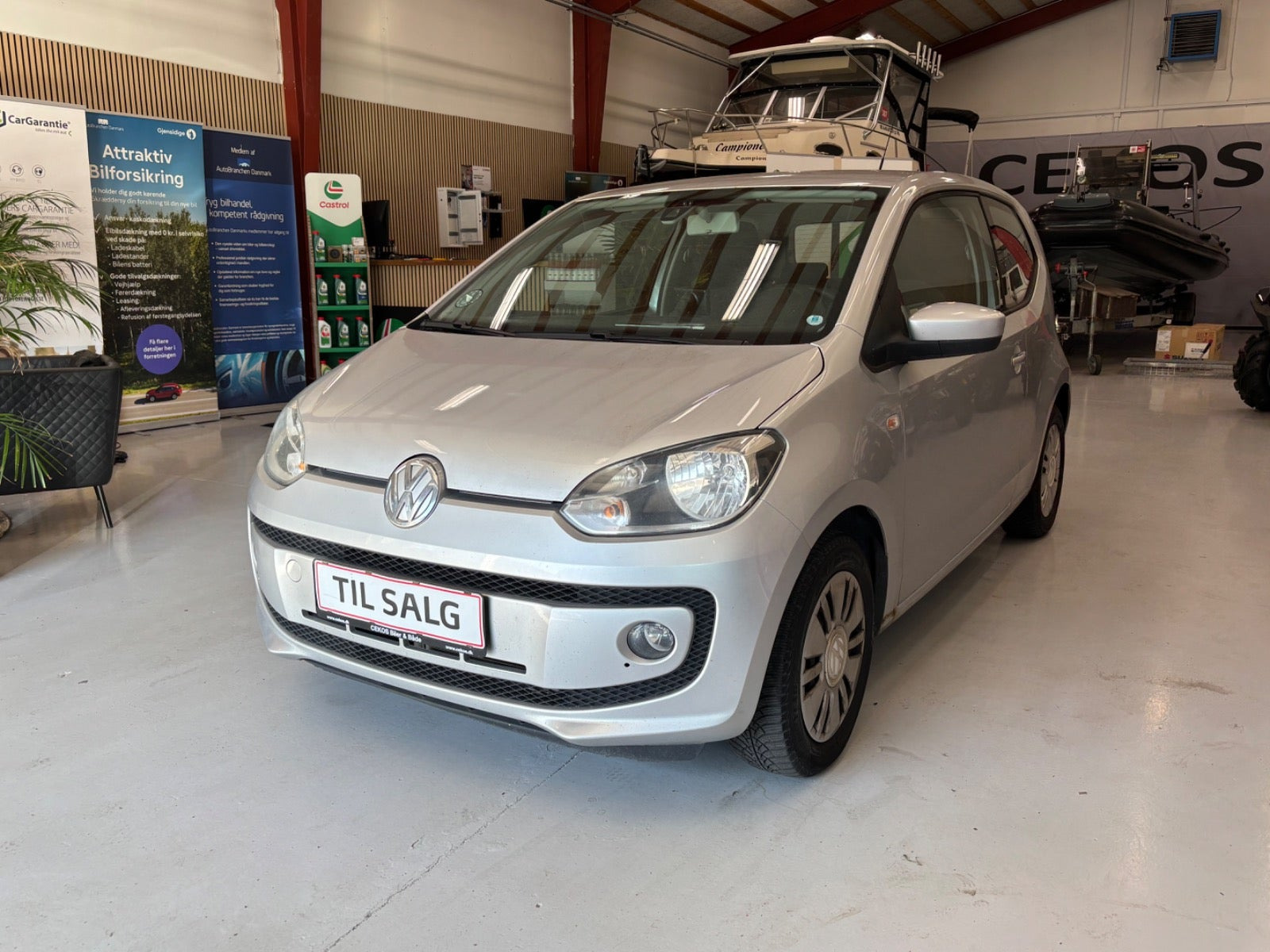 Sølv VW UP! fra 2012