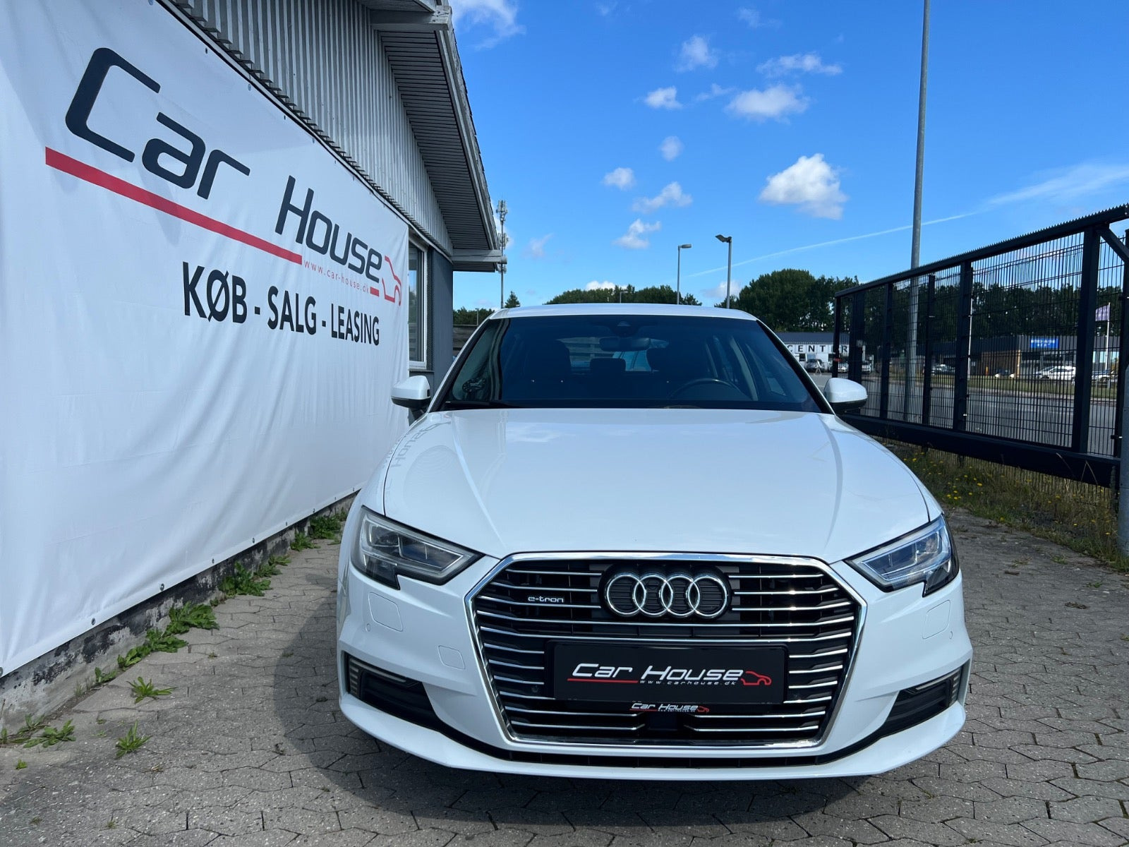 Hvid Audi A3 fra 2017