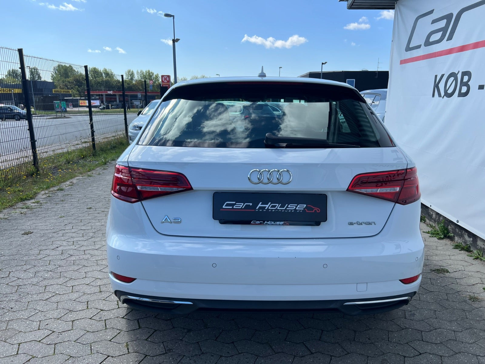 Hvid Audi A3 fra 2017
