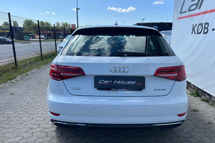 Hvid Audi A3 fra 2017