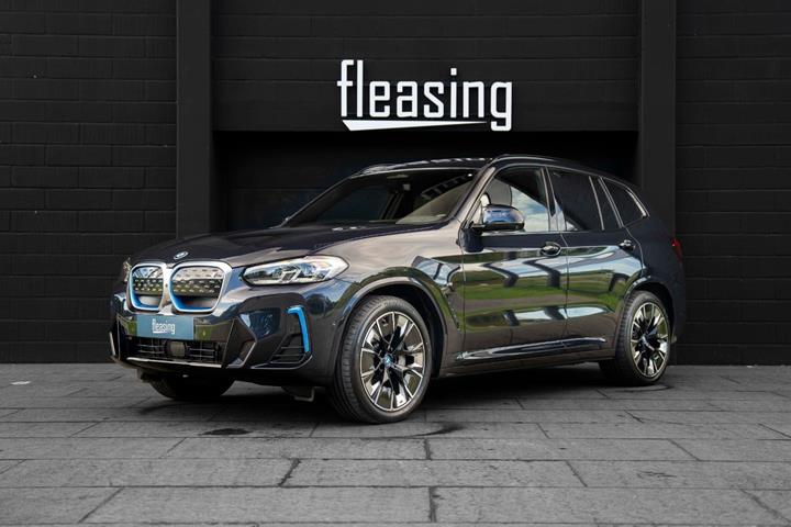 Sort BMW iX3 fra 2022