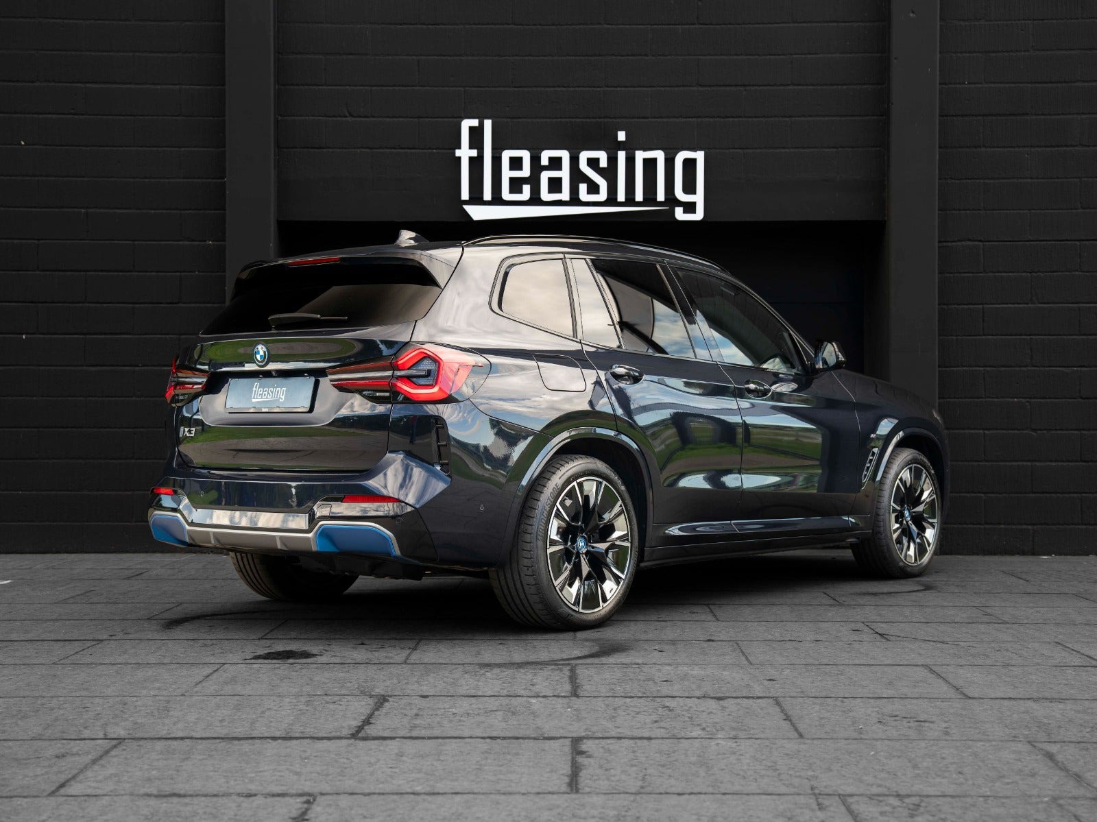 Sort BMW iX3 fra 2022