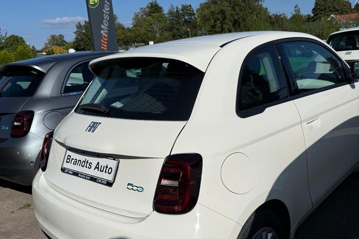 undefined Fiat 500e fra 2023