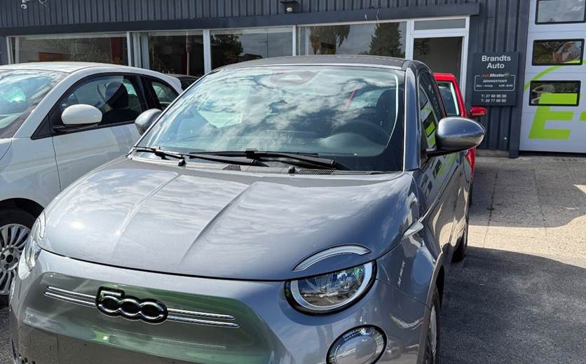 Fiat 500e 42 Icon Plus