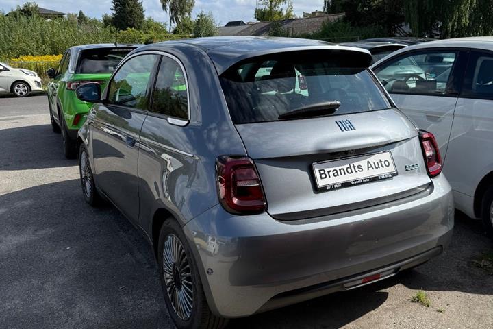 undefined Fiat 500e fra 2023