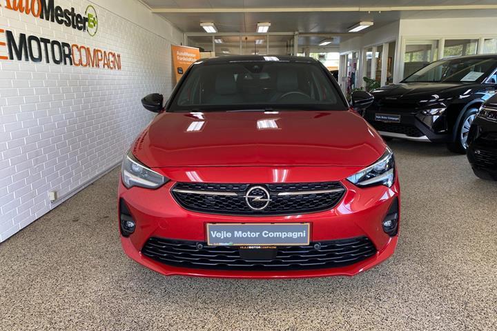 Rød Opel Corsa-e fra 2023