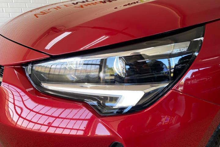 Rød Opel Corsa-e fra 2023