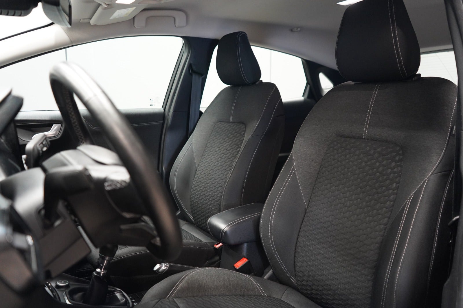 Sort Ford Puma fra 2020
