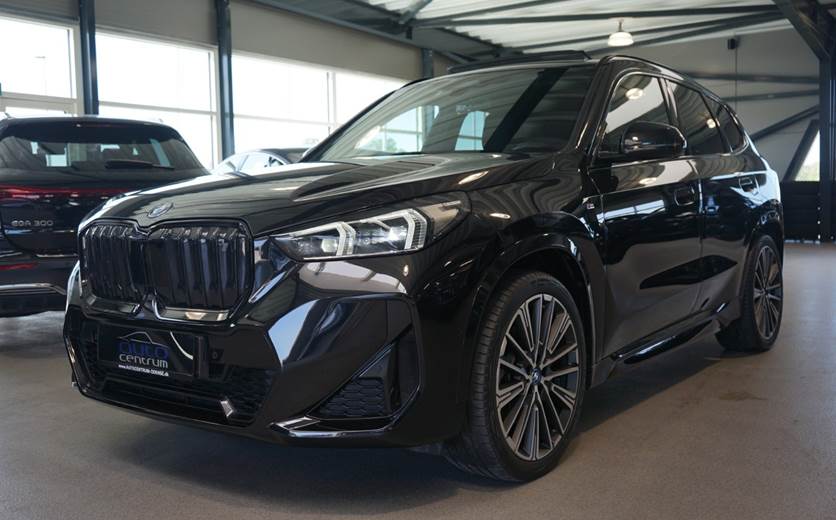 BMW iX1 xDrive30 M-Sport