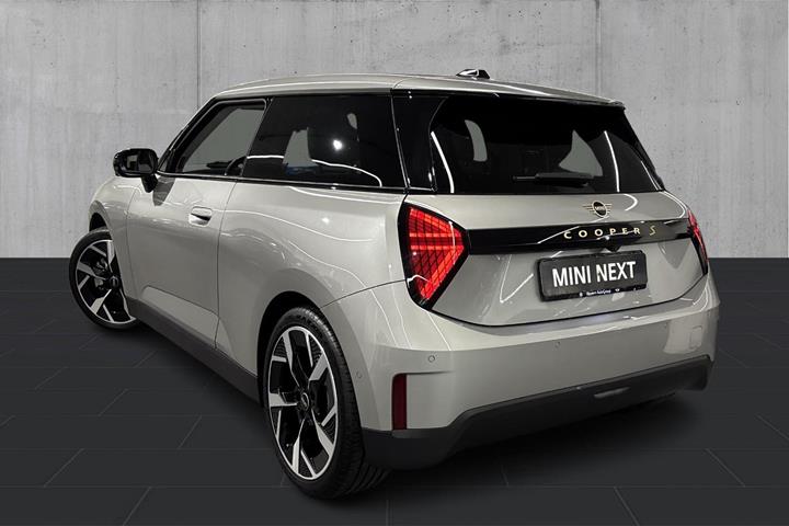 Grå Mini Cooper SE fra 2024