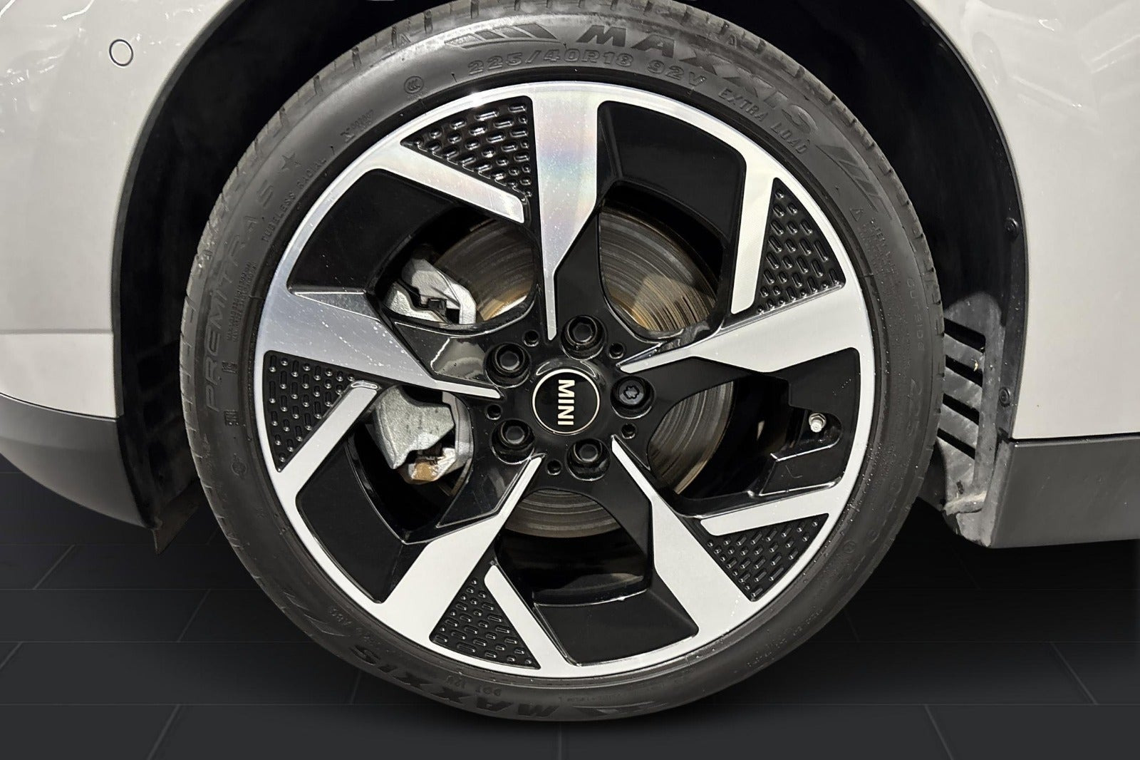 Grå Mini Cooper SE fra 2024