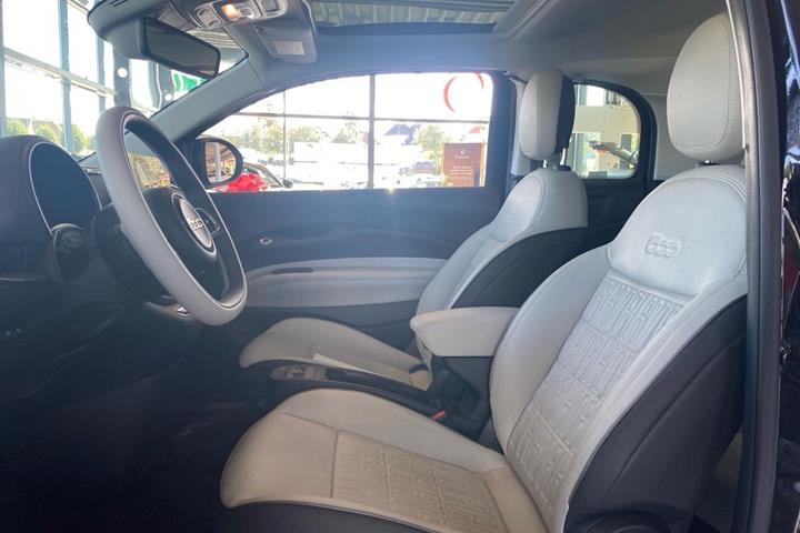 Sort Fiat 500e fra 2024