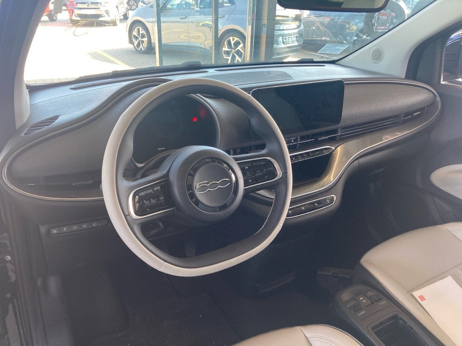 Sort Fiat 500e fra 2024