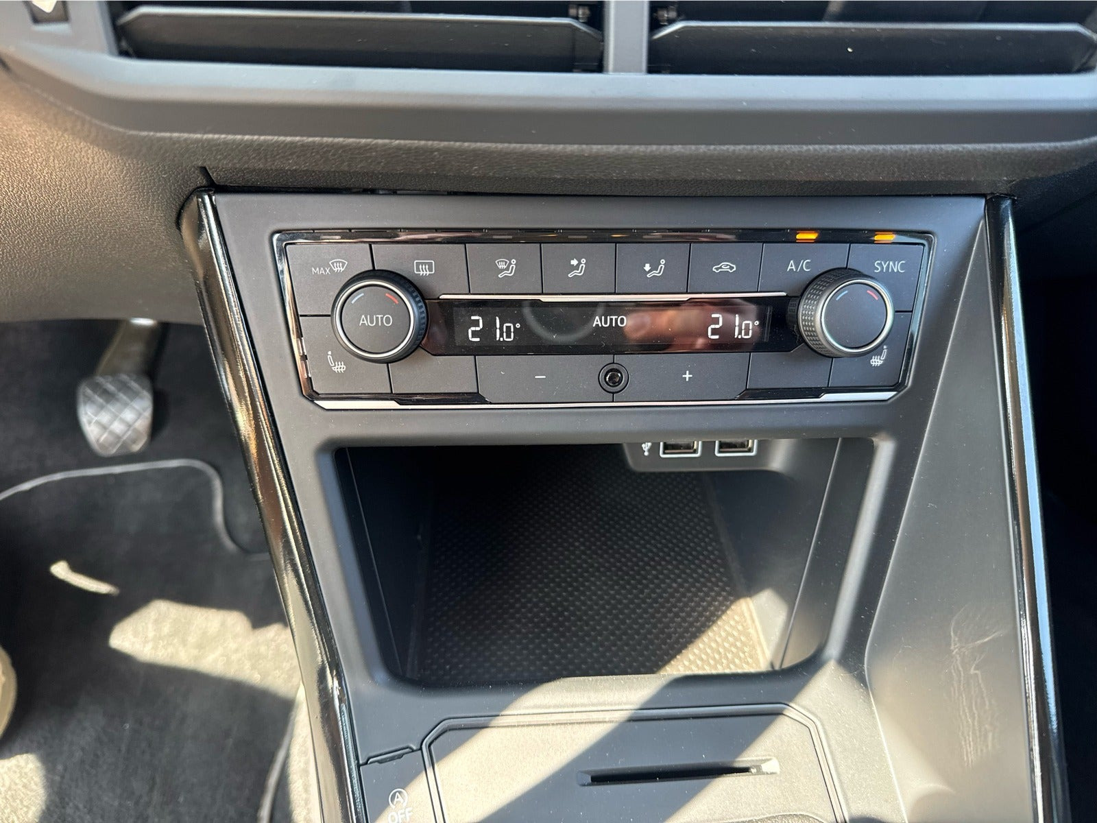 Sort VW Polo fra 2019