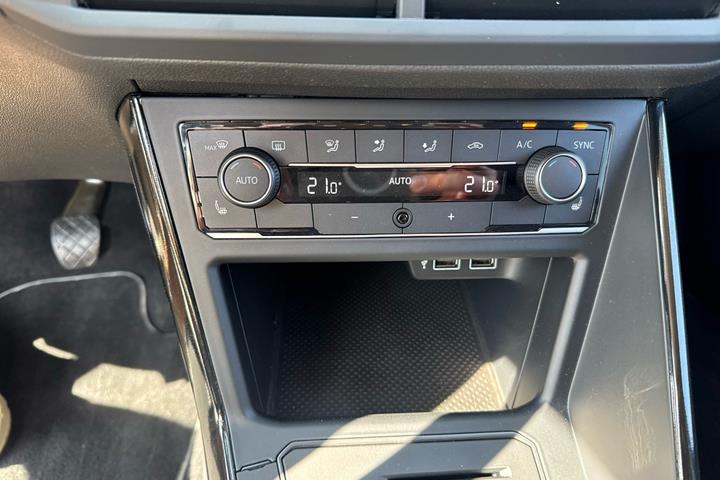 Sort VW Polo fra 2019