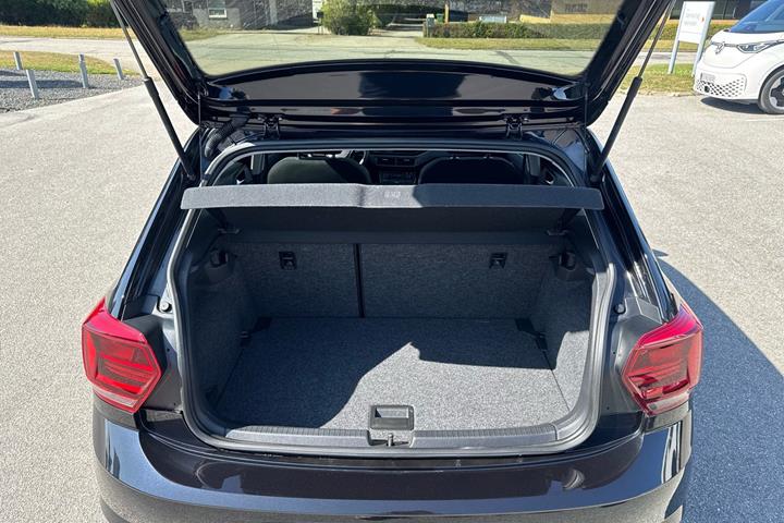Sort VW Polo fra 2019