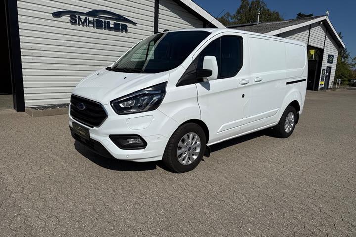 Hvid Ford Transit Custom 340 L1 fra 2020 set udefra