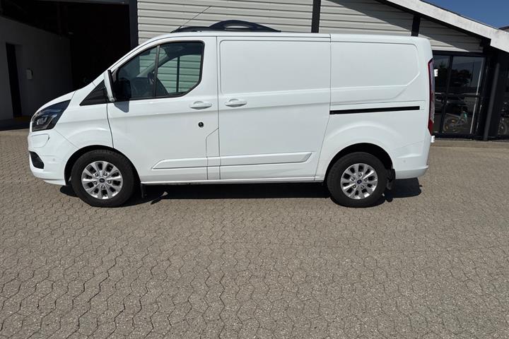 Hvid Ford Transit Custom 340 L1 fra 2020 set udefra