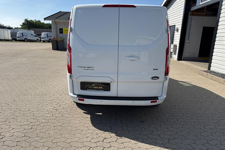 Hvid Ford Transit Custom 340 L1 fra 2020 set udefra