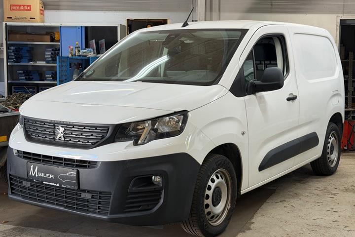 Hvid Peugeot Partner fra 2019