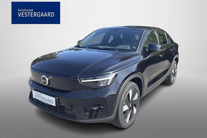 Sort Volvo C40 fra 2024 set udefra
