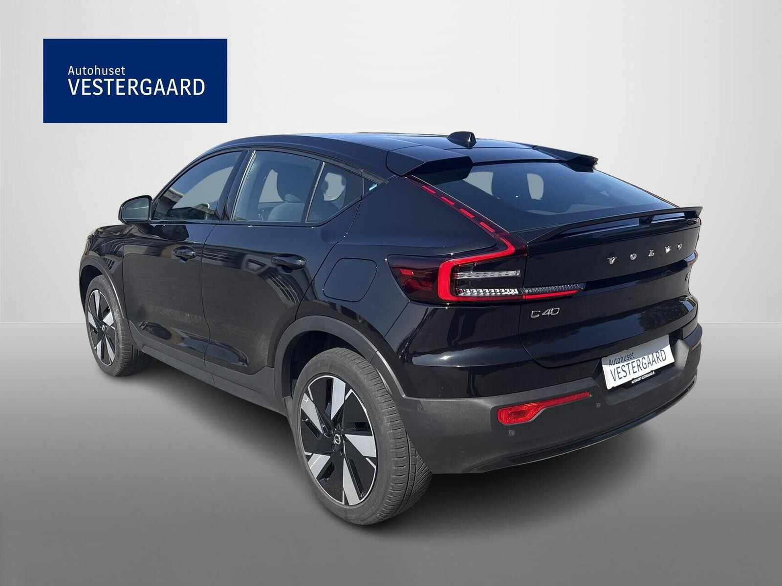 Sort Volvo C40 fra 2024