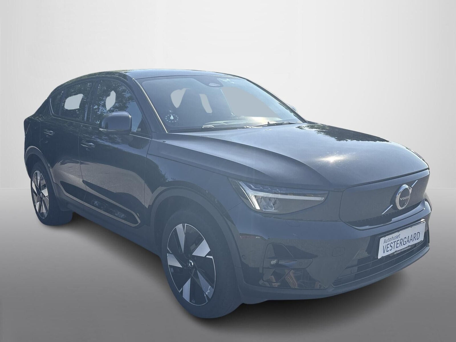 Sort Volvo C40 fra 2024