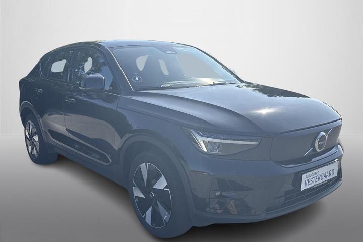 Sort Volvo C40 fra 2024