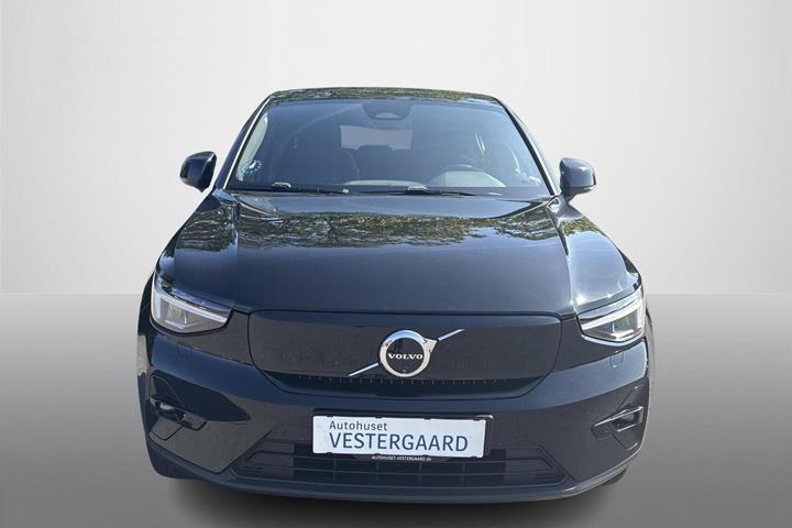 Sort Volvo C40 fra 2024