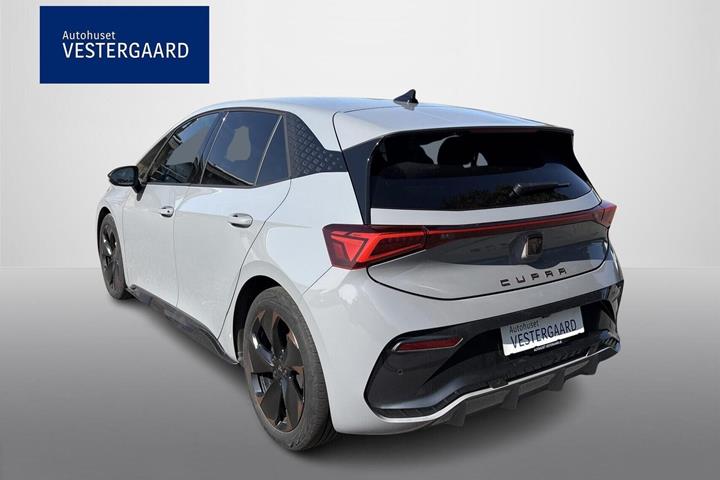 Grå Cupra Born fra 2024