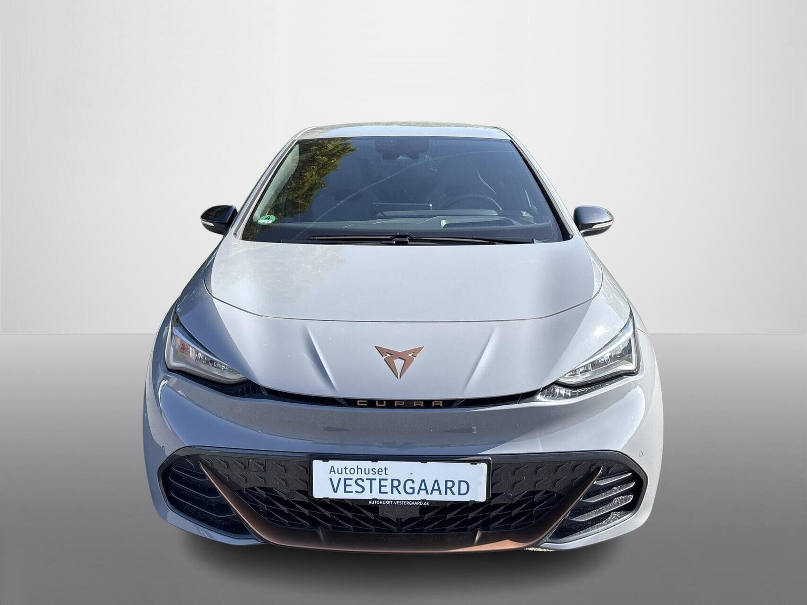 Grå Cupra Born fra 2024