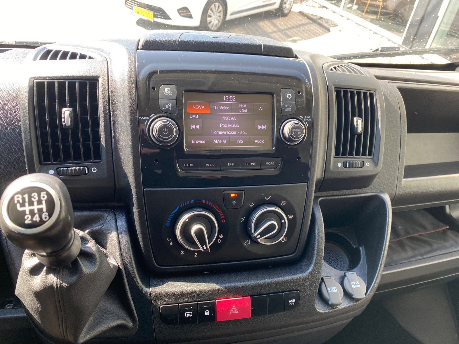 Hvid Citroën Jumper 33 fra 2022