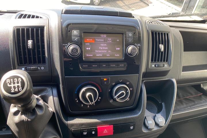 Hvid Citroën Jumper 33 fra 2022
