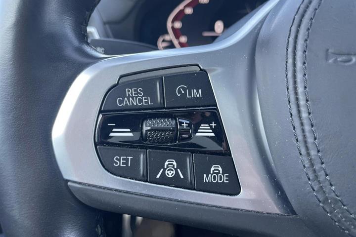 Hvid BMW iX3 fra 2023