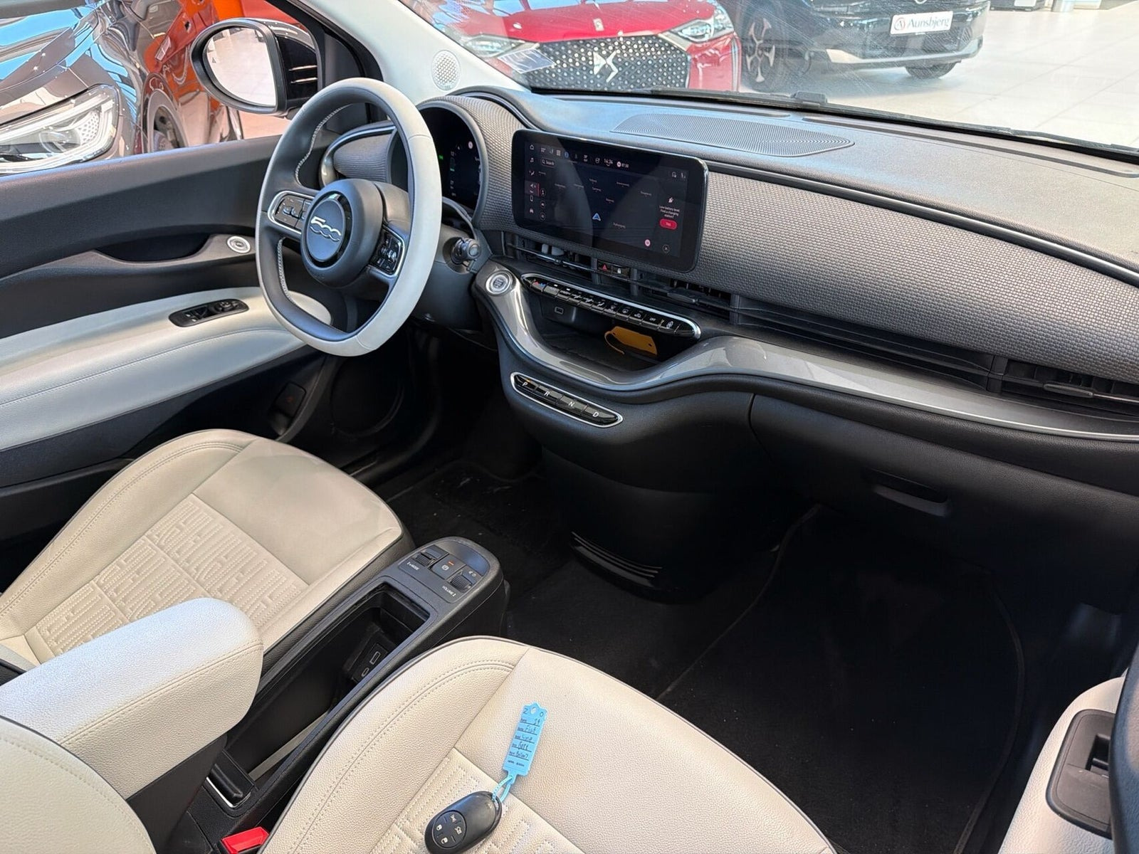 Sort Fiat 500e fra 2024