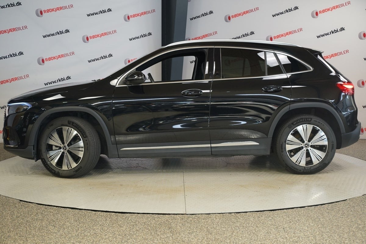 Sort Mercedes EQA250+ fra 2025